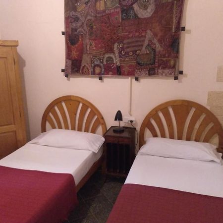 Hostal Corona Palma Extérieur photo